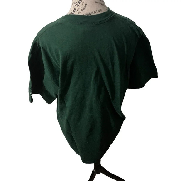 VTG Disney Winnie the Pooh Tigger Piglet Holiday Graphic T-Shirt Green Sz Large - Picture 2 of 14